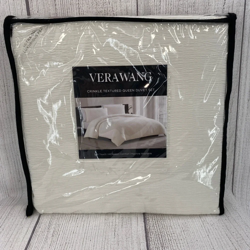 Vera Wang Duvet Set Queen White Crinkle Textured Modern Luxury Minamalist Chic